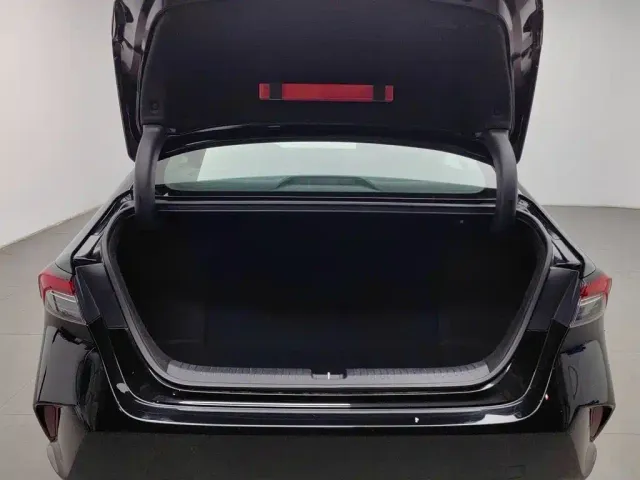 Honda Inspire Hybrid — Фото автомобиля 16