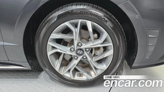 Hyundai Sonata — Фото автомобиля 5