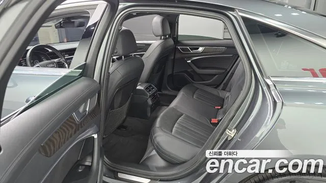 Audi A6 45 TFSI Premium — Фото автомобиля 10
