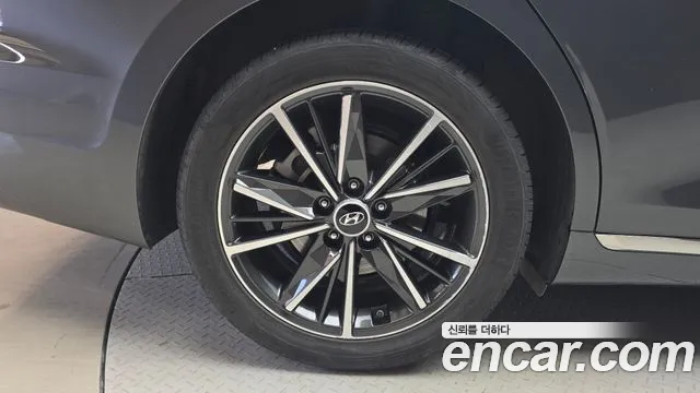 Hyundai Grandeur New — Фото автомобиля 5