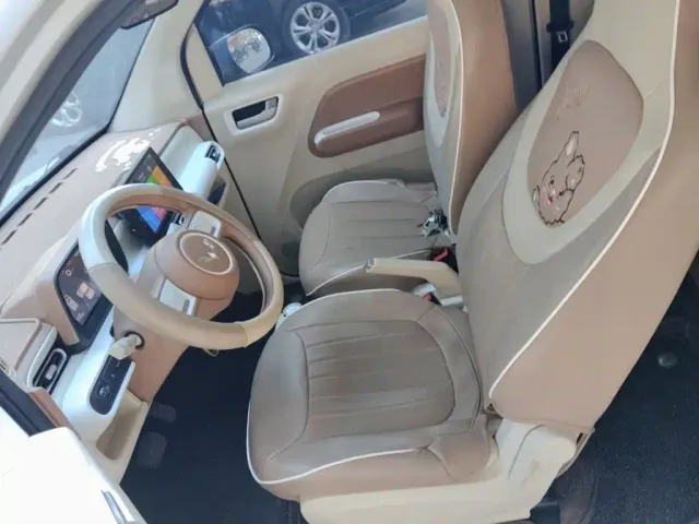 Wuling Hongguang Mini EV — Фото автомобиля 11