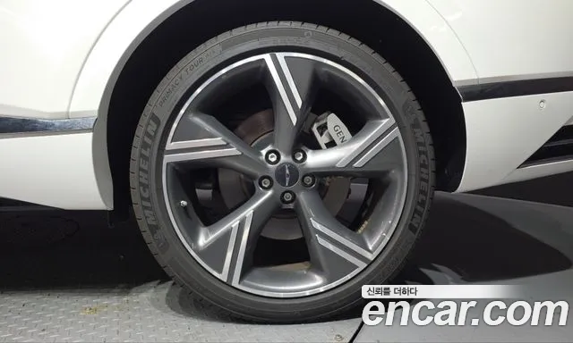 Genesis GV80 — Фото автомобиля 6