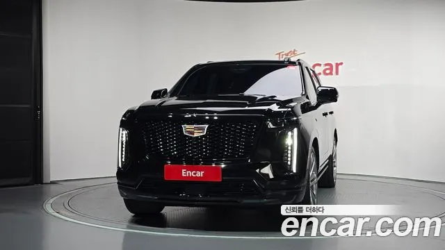 Cadillac Escalade 5th Gen — Фото автомобиля 3
