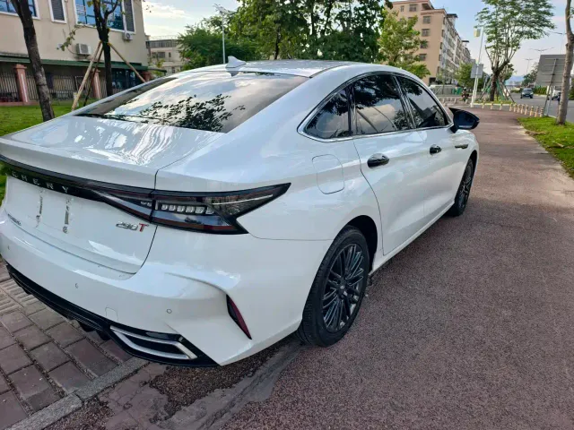 Chery Arrizo 8 — Фото автомобиля 7