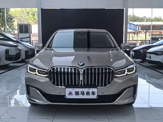 BMW 7 Series — Фото автомобиля 2