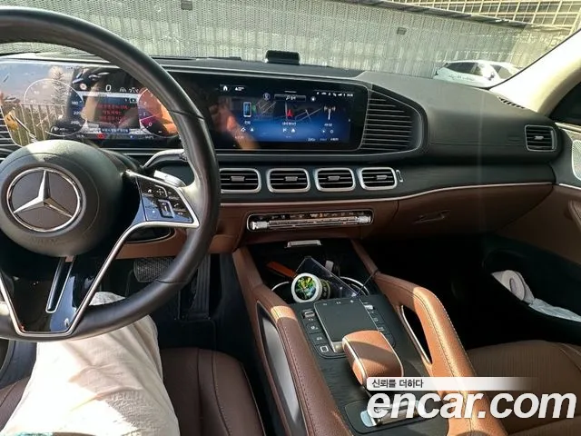 Mercedes-Benz GLE-Class — Фото автомобиля 13