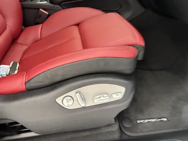 Porsche Macan — Фото автомобиля 28