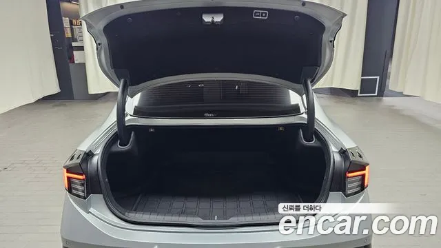 Hyundai Sonata Inspiration — Фото автомобиля 16