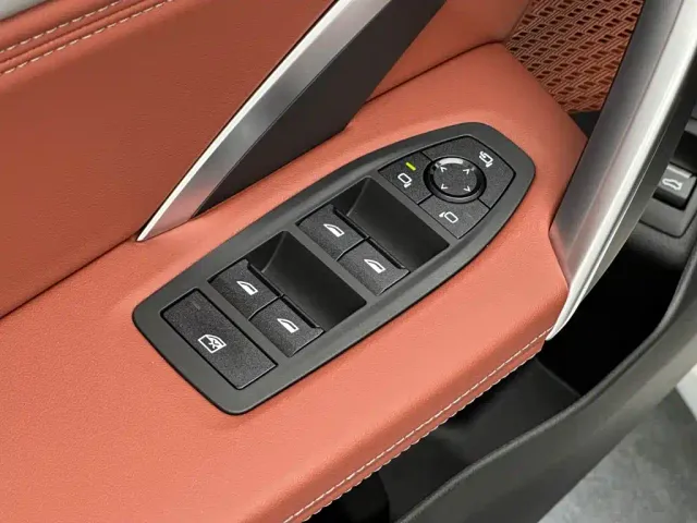 BMW X1 — Фото автомобиля 12