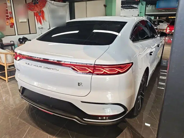 BYD Han — Фото автомобиля 6