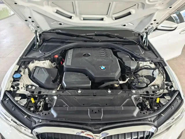 BMW 3 Series — Фото автомобиля 20