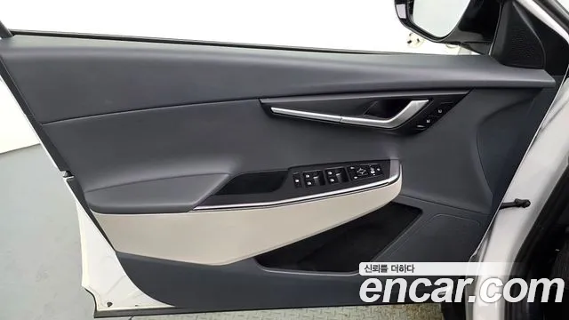 Kia EV6 — Фото автомобиля 13