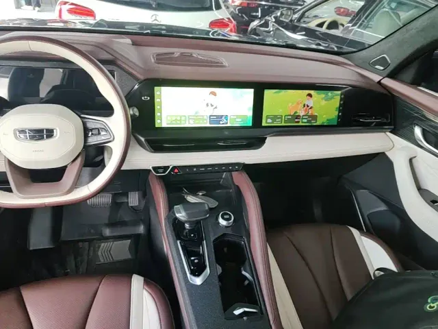 Geely Xingyue L — Фото автомобиля 6