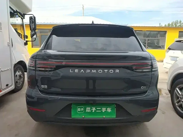 Leapmotor C11 — Фото автомобиля 5