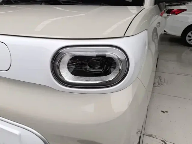 Wuling Motors Hongguang MINIEV 2024 3rd Generation 215km Youth Edition — Фото автомобиля 23