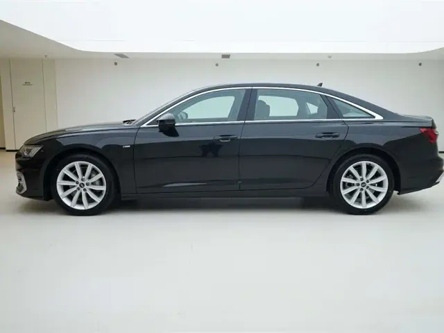 Audi A6L — Фото автомобиля 3