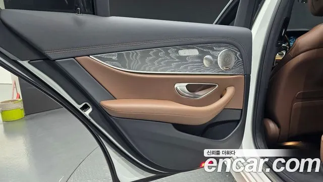 Mercedes-Benz E-Class W213 — Фото автомобиля 14