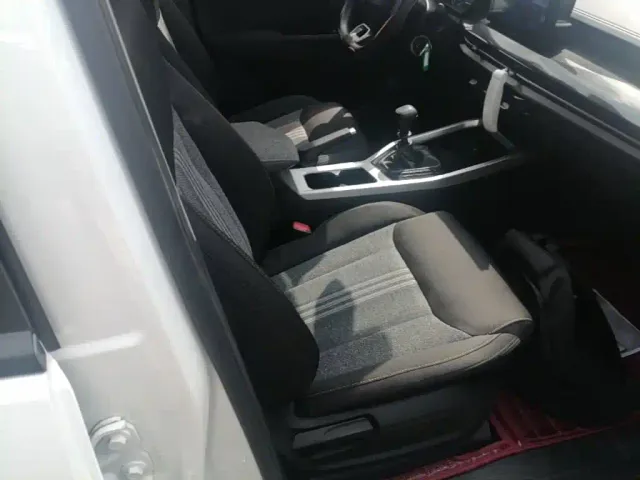 Wuling Jiachen — Фото автомобиля 24