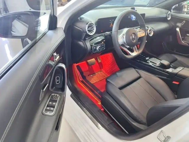 Mercedes-Benz A-Class — Фото автомобиля 15