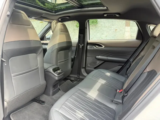 Changan Eado — Фото автомобиля 10