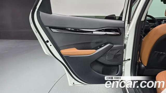 Kia Seltos New — Фото автомобиля 14