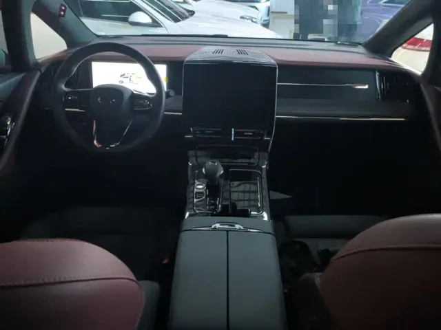 GAC Trumpchi M8 — Фото автомобиля 11