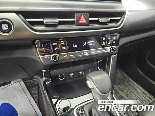 Kia Seltos Новый Seltos Бензин 2.0 2WD — Фото автомобиля 10