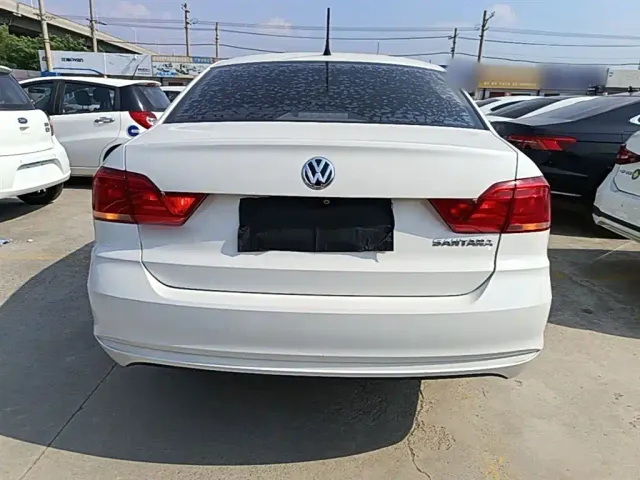 Volkswagen Santana — Фото автомобиля 5