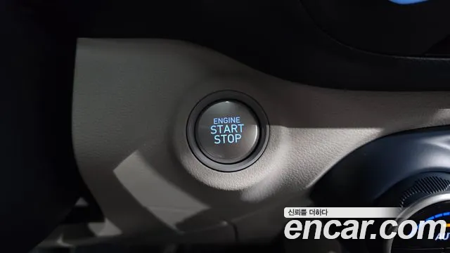 Hyundai Venue — Фото автомобиля 29