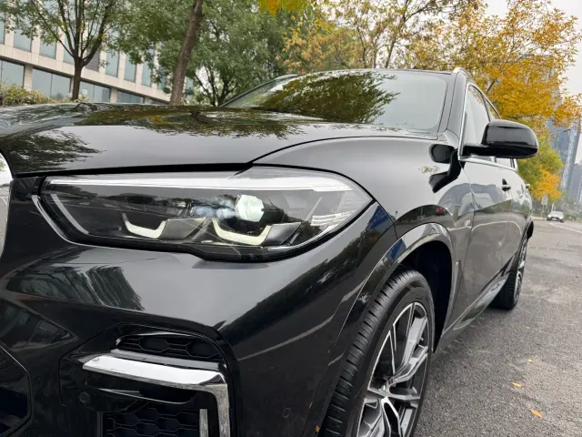 BMW X5 — Фото автомобиля 4