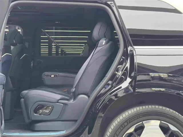 ZEEKR Zeekr 9X 2025 Standard Edition — Фото автомобиля 9