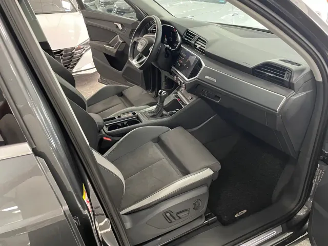 Audi Q3 — Фото автомобиля 7