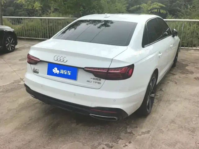 Audi A4L — Фото автомобиля 3