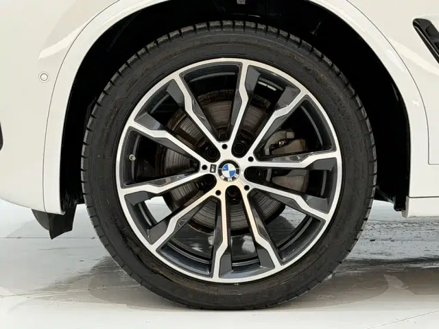 BMW X3 — Фото автомобиля 12