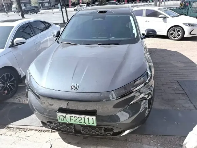 Buick Zhijing E7 — Фото автомобиля 2