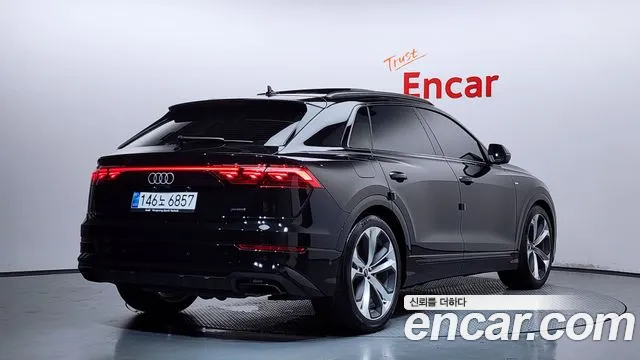 Audi Q8 4M — Фото автомобиля 2