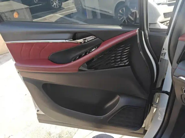 GAC Trumpchi M8 — Фото автомобиля 7