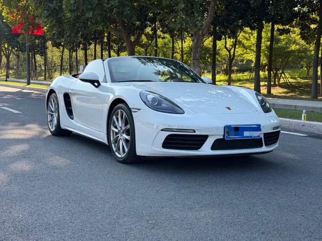 Porsche 718 — Фото автомобиля 3
