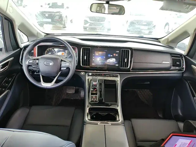 GAC Trumpchi M8 — Фото автомобиля 9
