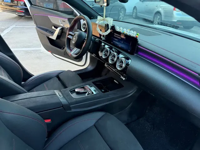 Mercedes-Benz A-Class — Фото автомобиля 13