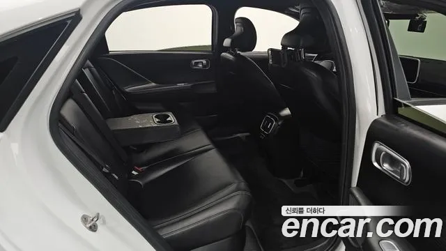 Hyundai Ioniq 6 — Фото автомобиля 26