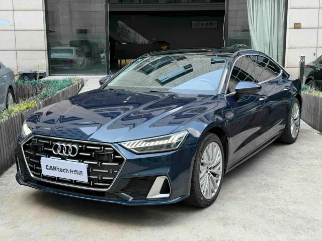 Фотография автомобиля — Audi A7L
