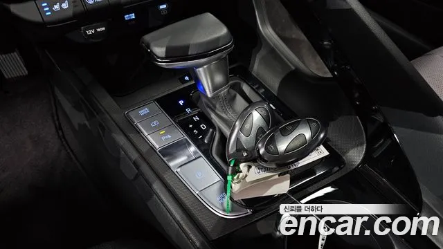 Hyundai AVANTE Новый Avante (CN7) — Фото автомобиля 9