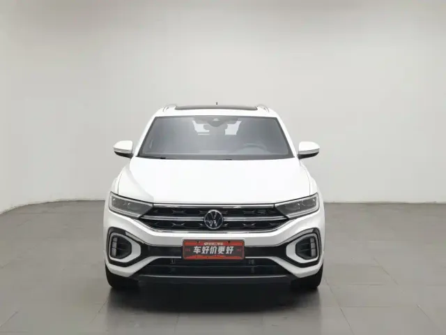 Volkswagen T-Roc — Фото автомобиля 3