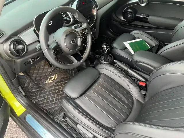 MINI Hatch — Фото автомобиля 11