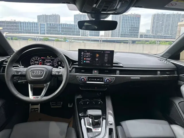 Audi RS 5 — Фото автомобиля 10