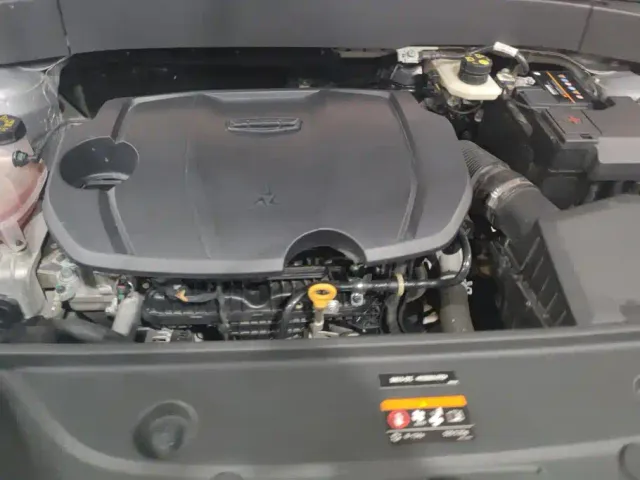 Geely Boyue L — Фото автомобиля 10