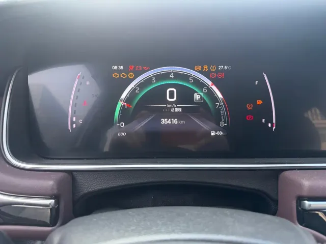 GAC Trumpchi M6 — Фото автомобиля 10