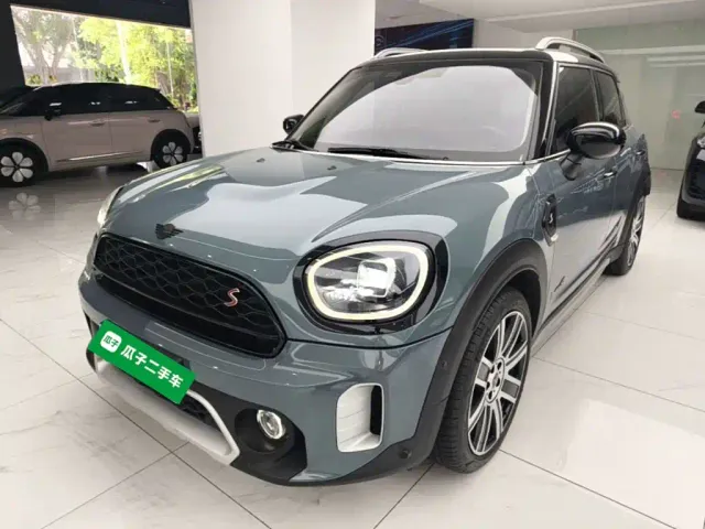 Фотография автомобиля — MINI COUNTRYMAN