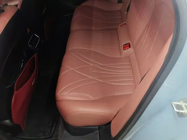 Geely Galaxy L6 — Фото автомобиля 11